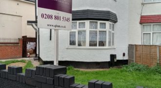 4 Bedroom House in Tiverton Road